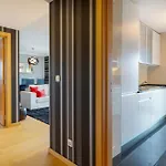Oriente 57 By Iin - Parque Nacoes * Лісабон