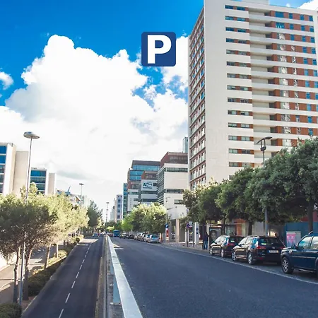 Oriente 57 By Iin - Parque Nacoes 리스본